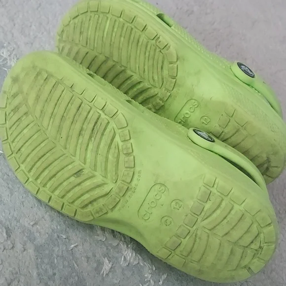 Kids Crocs - Picture 2 of 4